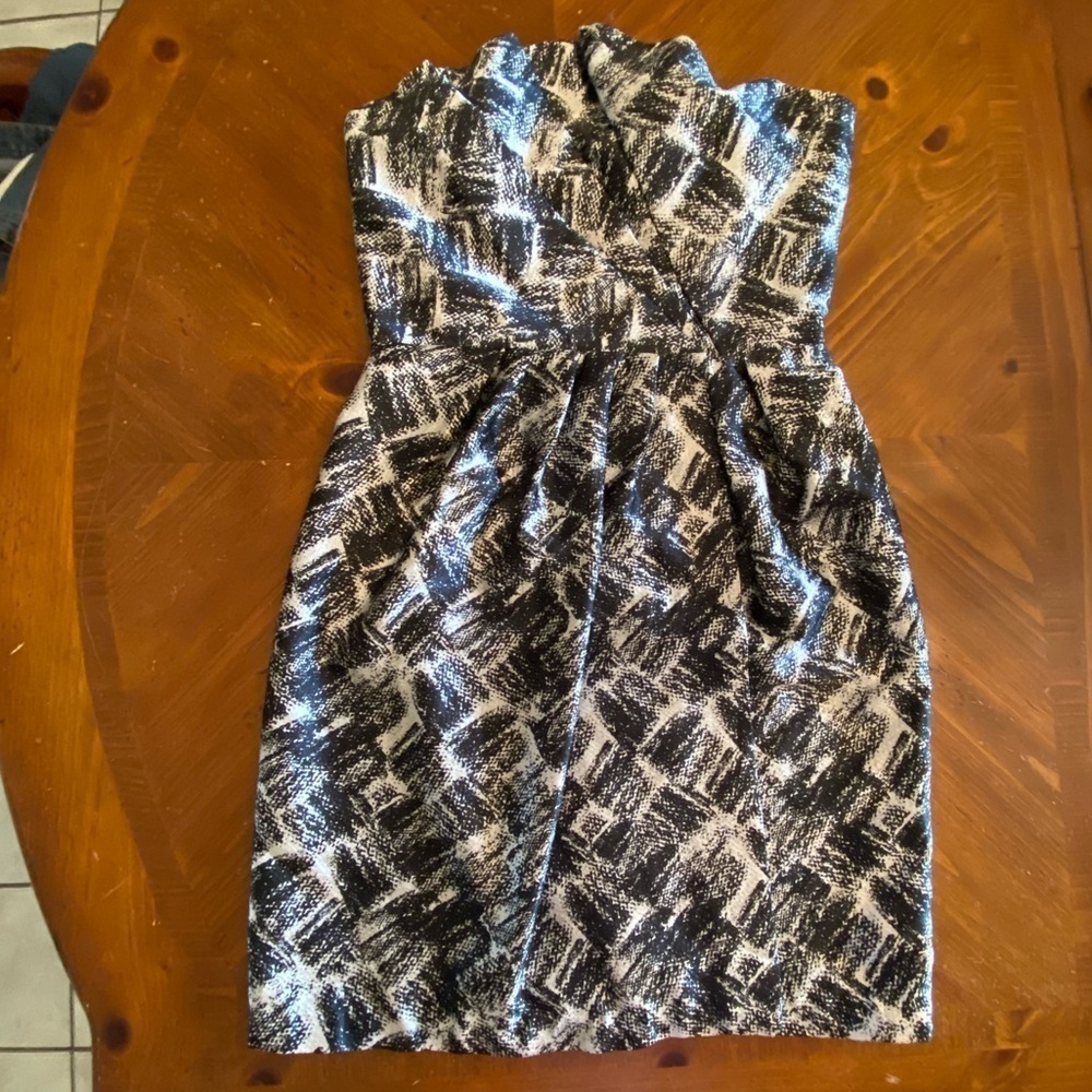 Max And Cleo Mini Strapless Dress Black Ivory Wrapped Size 8 Cocktail Party